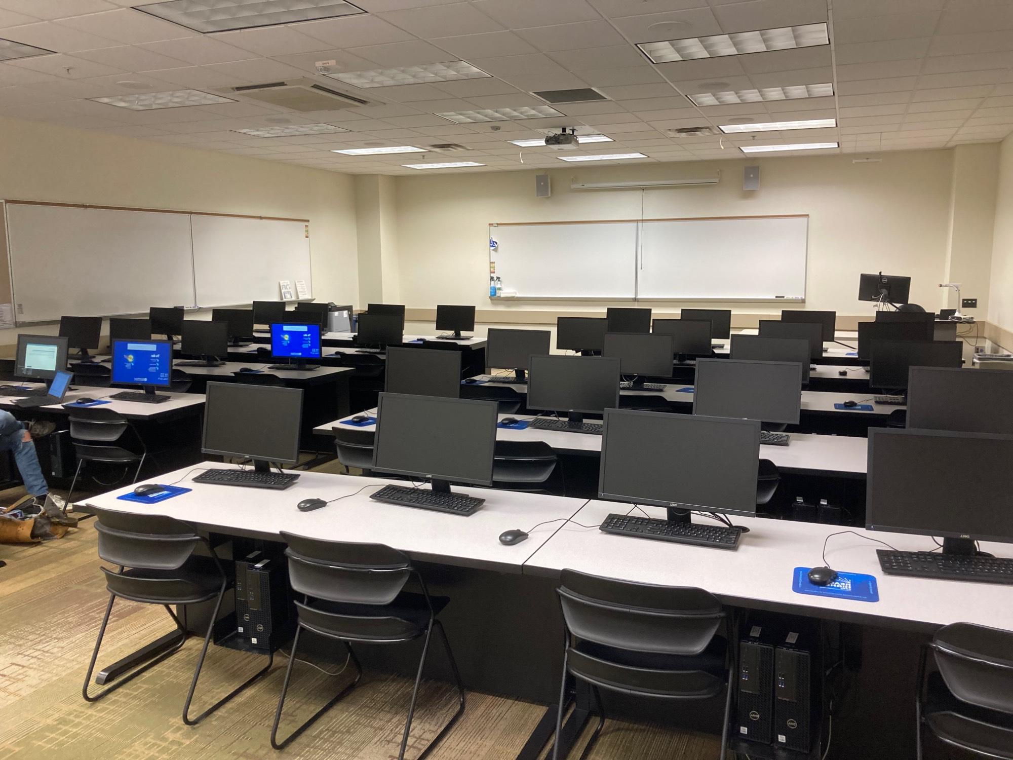 DeVos 127A Computer Lab